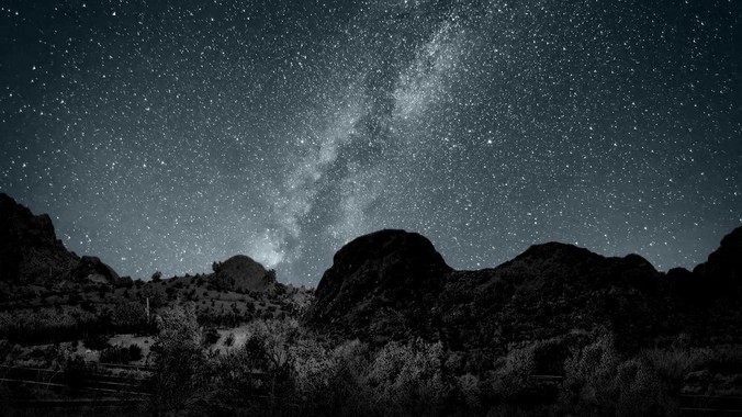 《红色警戒2》里为什么防空导弹不如防空炮？